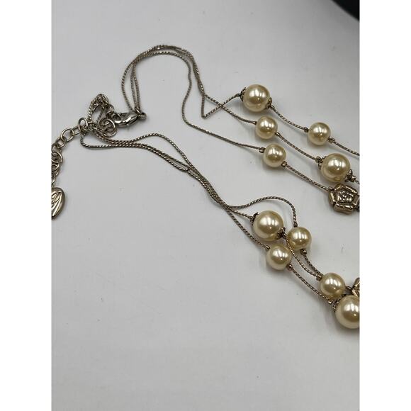 Betsey Johnson Multi Strand
Necklace Faux Pearl Leopard
Rose Statement Goldtone - Picture 8 of 8